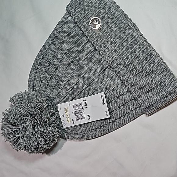 Michael Kors Cable Knit Pom Beanie Hat - Picture 8 of 8